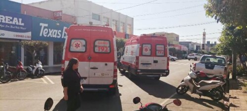 Duas mulheres ficam feridas em atropelamento no centro de Goioerê