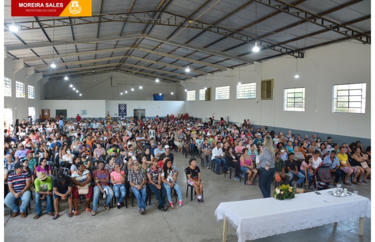 Reunião em Moreira Sales para esclarecer as dúvidas dos usuários do programa Auxilio Brasil