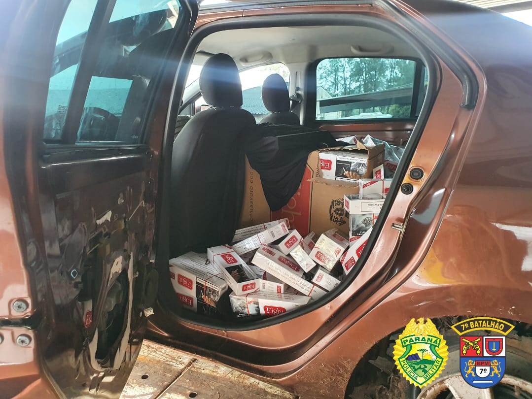 POLÍCIA MILITAR DO PARANÁ, APREENDE VEÍCULO CARREGADO COM CIGARROS CONTRABANDEADOS EM CRUZEIRO DO OESTE