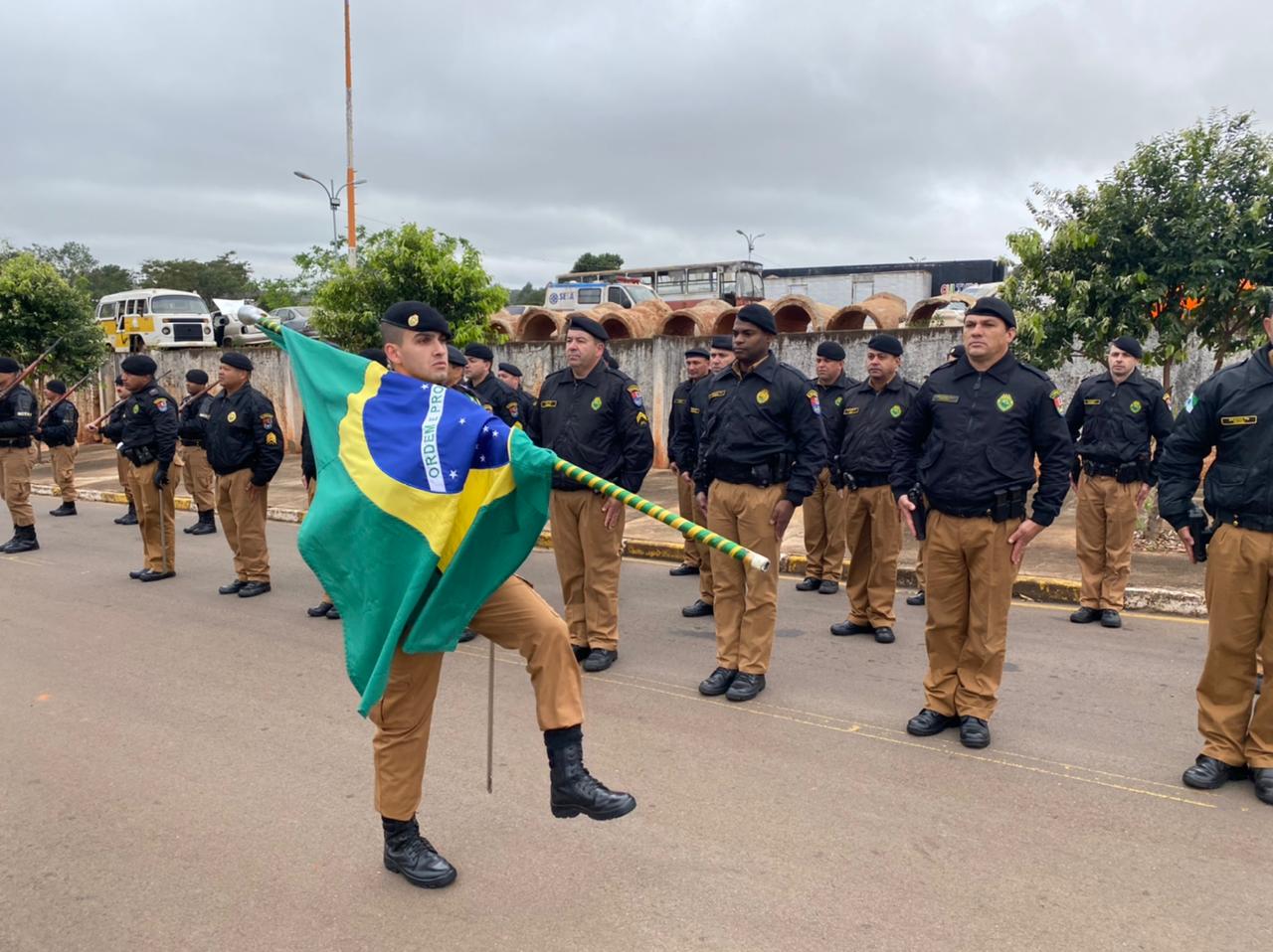 7º BPM COMEMORA OS 168 ANOS DA POLÍCIA MILITAR DO PARANÁ COM SOLENIDADE MILITAR