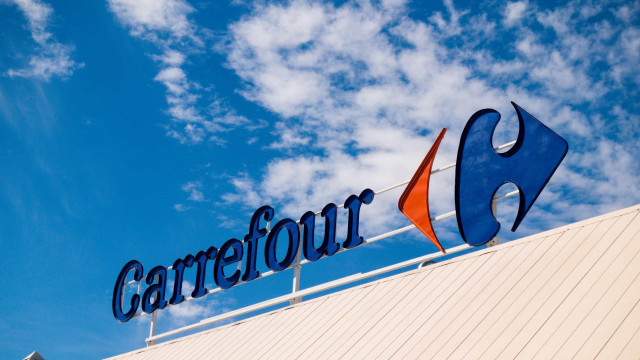 Seguranças do Carrefour vão usar câmeras corporais após novo caso de agressão a negros