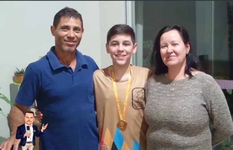 Jovem estudante de Japurá, Paraná, conquista medalha de ouro na renomada Olimpíada Brasileira de Matemática!