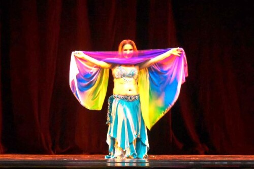 Professora de Dança do Ventre de Goioerê é destaque na Mostra Paranaense de Dança