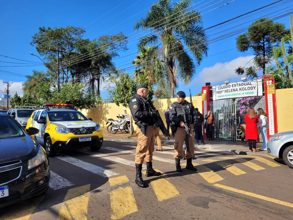 Ex-aluno invade escola e mata estudante a tiros em Cambé