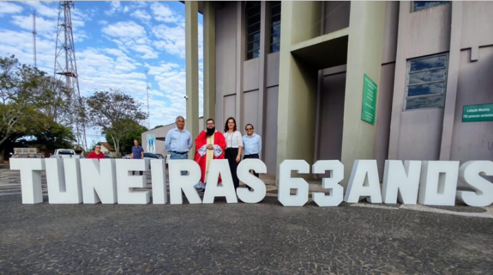 Tuneiras do Oeste celebra 63 anos com missa e evento esportivo