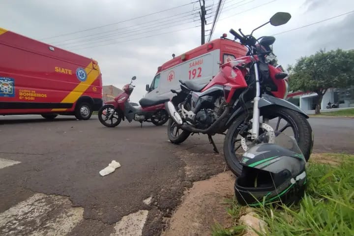 Colisão entre Duas Motocicletas Deixa Condutores Feridos Próximo ao Lago Aratimbó em Umuarama