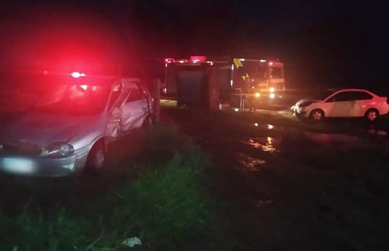 Acidente na PR-323 entre Lovat e Cruzeiro do Oeste deixa dois feridos, um deles em estado grave