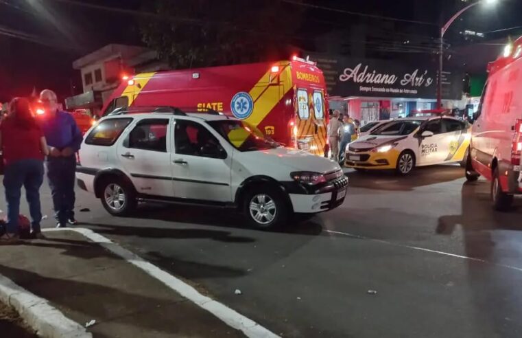 Acidente Envolvendo Palio e Moto Mobiliza Equipes de Socorro e Polícia Militar no Centro de Umuarama