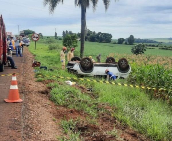 Tragédia na PR-486: Professora de 63 Anos Morre Após Capotamento e Ejeção do Veículo