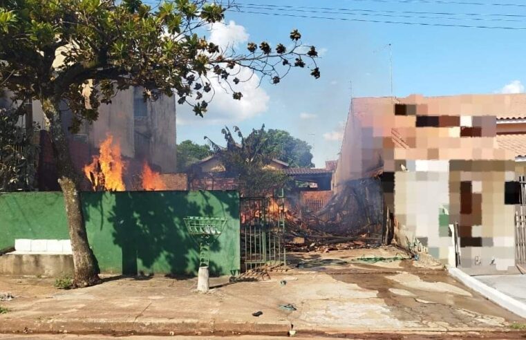 Tragédia em Perobal: Homem Acamado Perde a Vida em Incêndio Residencial