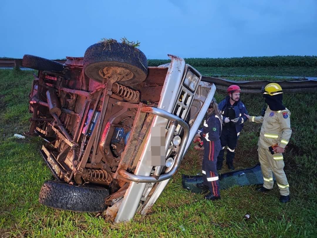 TRAGÉDIA NA PR-317: HOMEM PERDE CONTROLE E MORRE EM ACIDENTE PRÓXIMO A FLORESTA-PR