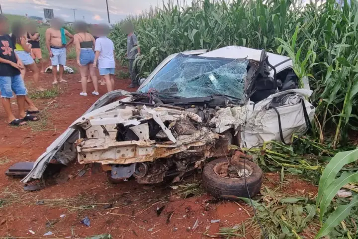 Um acidente grave na PR-180 resultou na morte de um jovem, envolvendo um condutor que estava embriagado.
