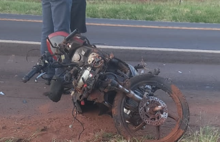 Trágico acidente na PR-323, em Cruzeiro do Oeste, resulta na perda de vida de um motociclista.