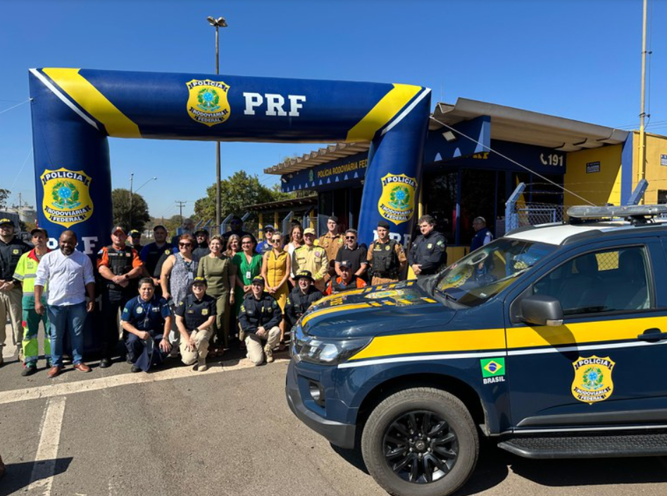 Durante o Maio Amarelo, a PRF no Paraná reforça suas atividades de educação para o trânsito.