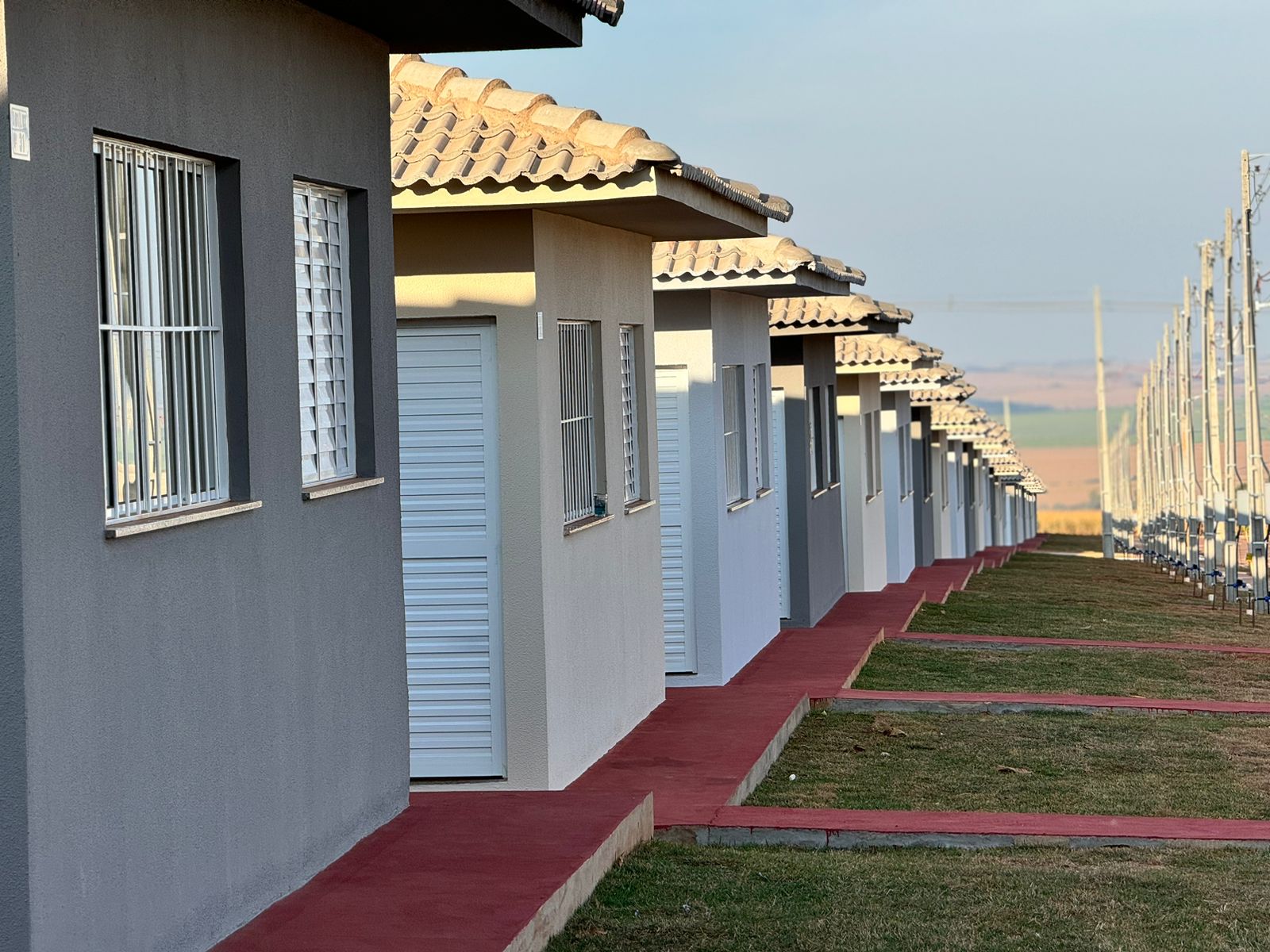 Inauguração do Residencial Júlio Antônio Cardoso beneficia 67 famílias em Japurá