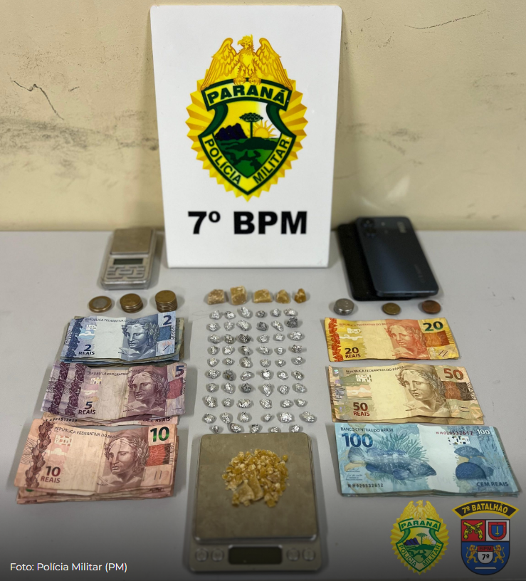 Polícia Militar prende suspeito e apreende grande quantidade de drogas e dinheiro em Cruzeiro do Oeste