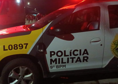 Homem colide em lateral de ônibus em Cruzeiro do Oeste