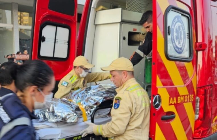 Mulher morre após queda de ônibus