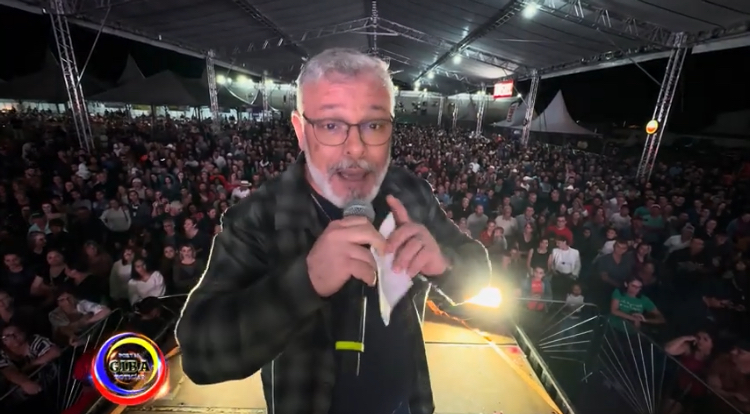 A segunda noite de comemoração pelo 60º de Japurá, com o show da dupla Mayck e Lyan encantou o público, mesmo com a chuva, a festa, foi um verdadeiro espetáculo para toda a família