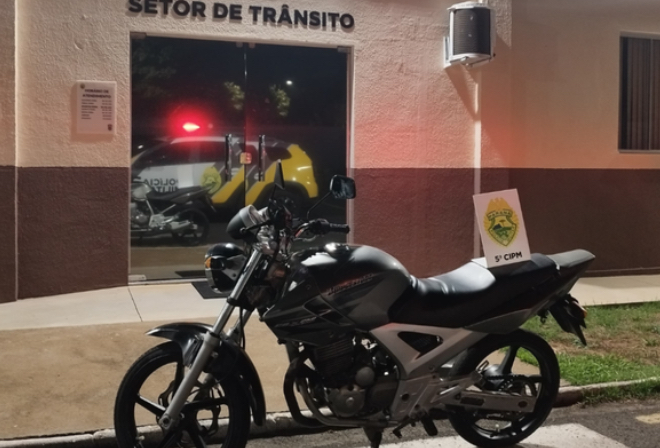 Jovem tem motocicleta furtada enquanto estava na sala de aula em Cianorte