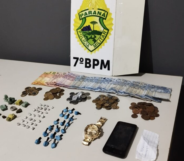 Suspeito foge e deixa para trás drogas, dinheiro e documentos em Rondon Suspeito foge e deixa para trás drogas, dinheiro e documentos em Rondon