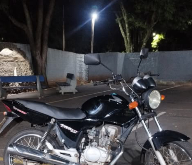 MULHER É FLAGRADA CONDUZINDO MOTO NA CONTRAMÃO, SEM CAPACETE, COM CNH VENCIDA E SOB EFEITO DE ÁLCOOL EM CIANORTE MULHER É FLAGRADA CONDUZINDO MOTO NA CONTRAMÃO, SEM CAPACETE, COM CNH VENCIDA E SOB EFEITO DE ÁLCOOL EM CIANORTE