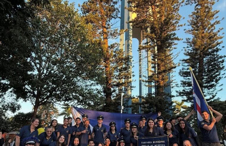 Fanfarra de Japurá brilha em competição e traz para casa oito troféus, incluindo o de campeã geral.