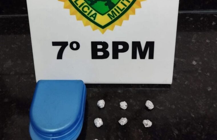 ROTAM APREENDE PEDRAS DE CR@CK E CONDUZ QUATRO PESSOAS À DELEGACIA EM CRUZEIRO DO OESTE