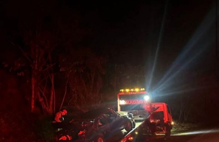 Acidente com capotamento é registrado na PR-180, em Cruzeiro do Oeste