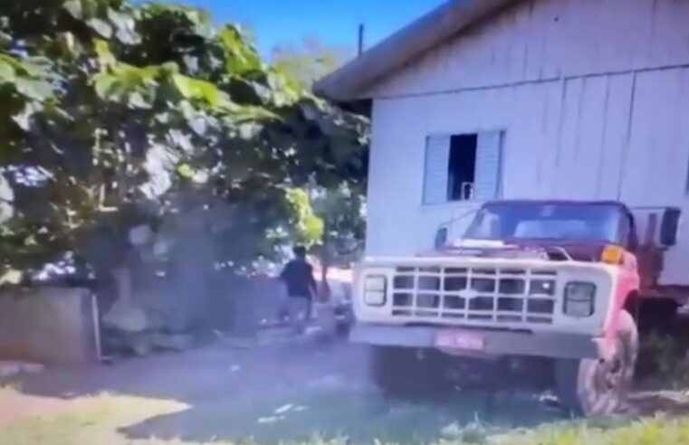 “Operação inusitada no Paraná: casa é transportada inteira com escolta policial”