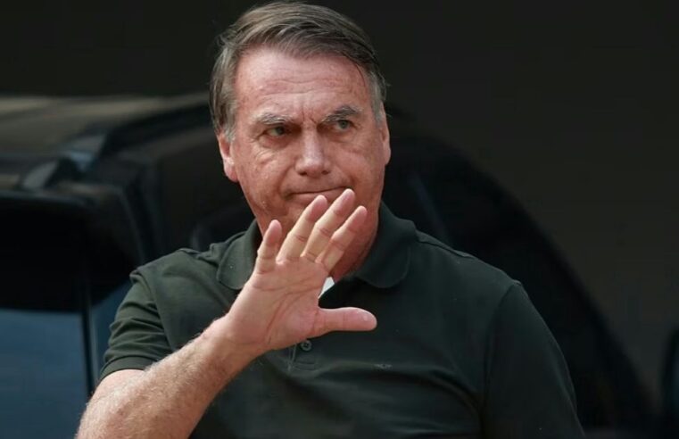 “Ex-presidente Jair Bolsonaro é Preso Preventivamente por Ordem do STF”