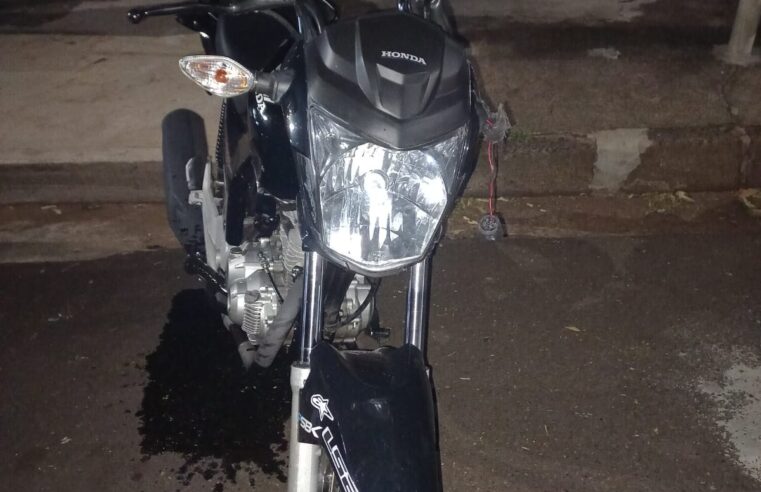 Acidente em Cianorte: Motociclista menor de idade colide com carro em cruzamento