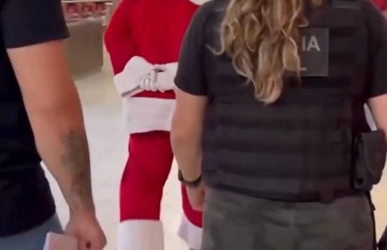 Papai Noel é preso dentro de shopping em Lages após mandado por estupro de vulnerável