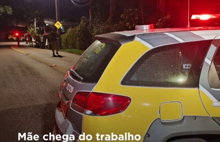 Ataque a tiros mata dois irmãos dentro de residência no bairro São Braz, em Curitiba