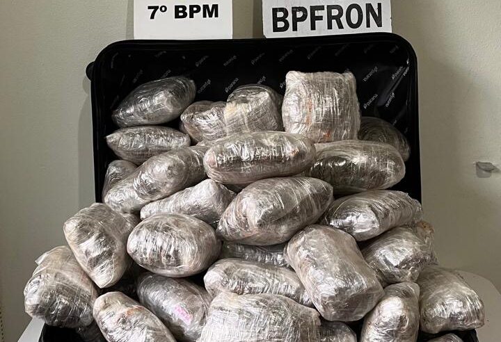 Perseguição na PR-323 termina com apreensão de quase 18 kg de maconha em Tapejara