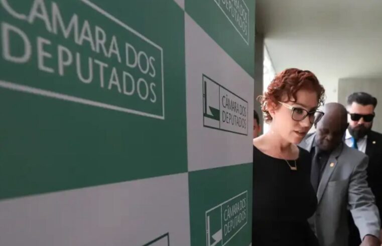 Itália começa a analisar pedido de extradição de Carla Zambelli nesta terça-feira