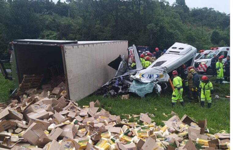 Três suspeitos são presos após assalto a caminhão terminar em tragédia com seis mortes na BR-116
