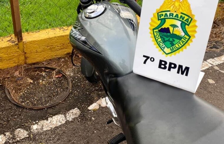 MOTOCICLISTA SEM CNH SOFRE QUEDA DURANTE ABORDAGEM EM CRUZEIRO DO OESTE