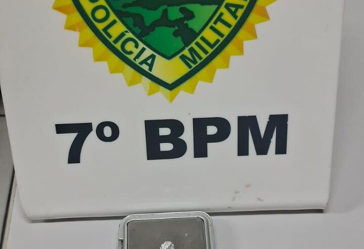 Condutor é flagrado com droga para consumo pessoal durante abordagem em Cruzeiro do Oeste