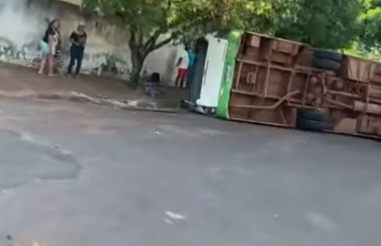 Acidente entre ônibus que transportavam trabalhadores deixa feridos em Tapejara