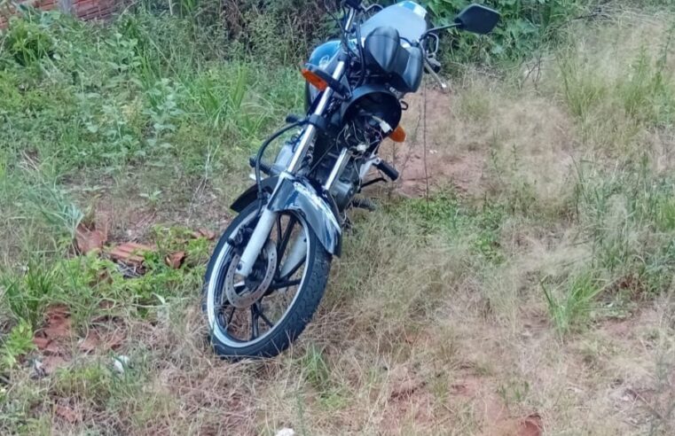 Motocicleta furtada é recuperada em Cruzeiro do Oeste