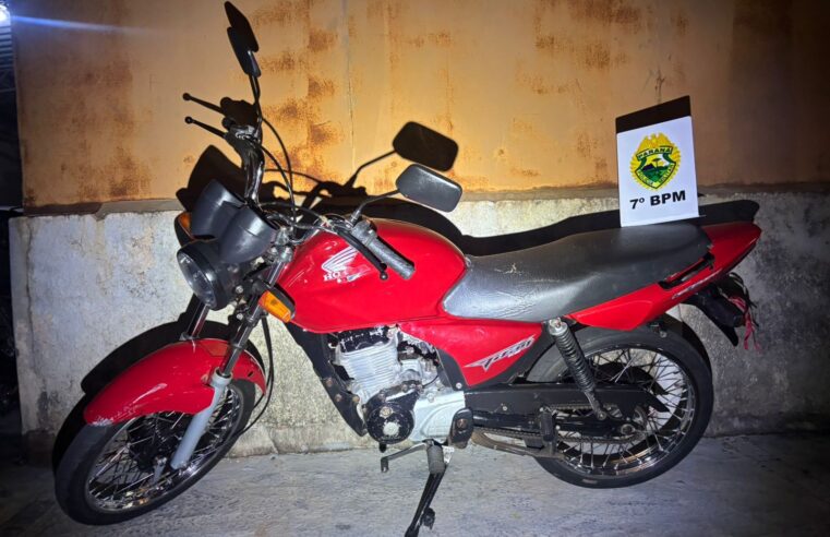 Motociclista sem CNH é flagrado com veículo irregular em Tapejara
