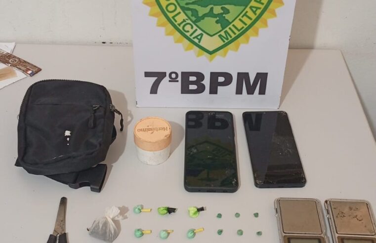 Maior é preso e adolescente apreendido por tráfico de drogas em Goioerê