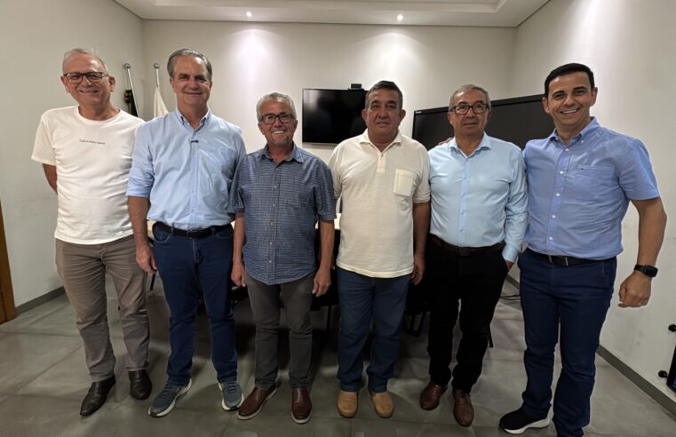 PREFEITO DE TUNEIRAS DO OESTE RECEBE ULISSES MAIA E REFORÇA BUSCA POR INVESTIMENTOS JUNTO AO GOVERNO DO PARANÁ