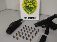 Homem é encaminhado à delegacia após denúncia de porte de arma na PR-323, em Cianorte