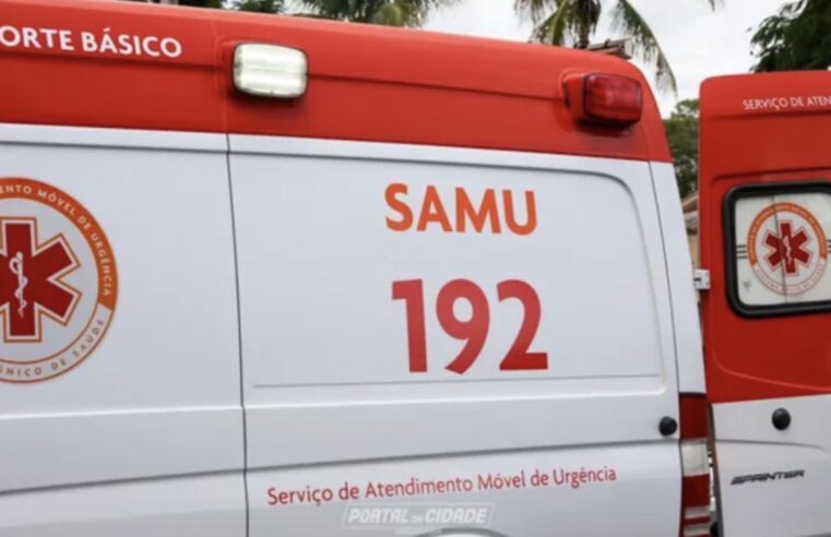 Motociclista de 19 anos fica gravemente ferido após acidente no centro de Douradina