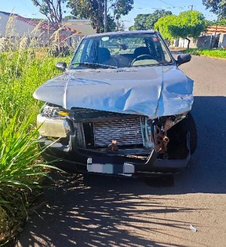 COLISÃO ENTRE DOIS CARROS É REGISTRADA EM CRUZAMENTO DE CIANORTE