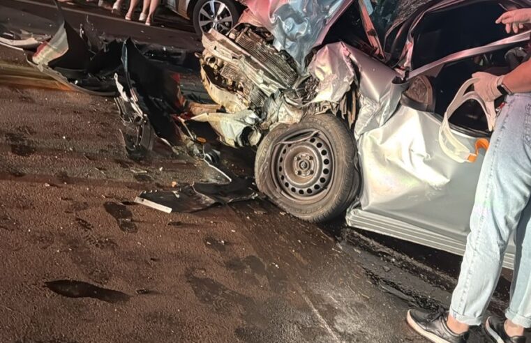 Colisão frontal mobiliza equipes de resgate na PR-498, em Japurá