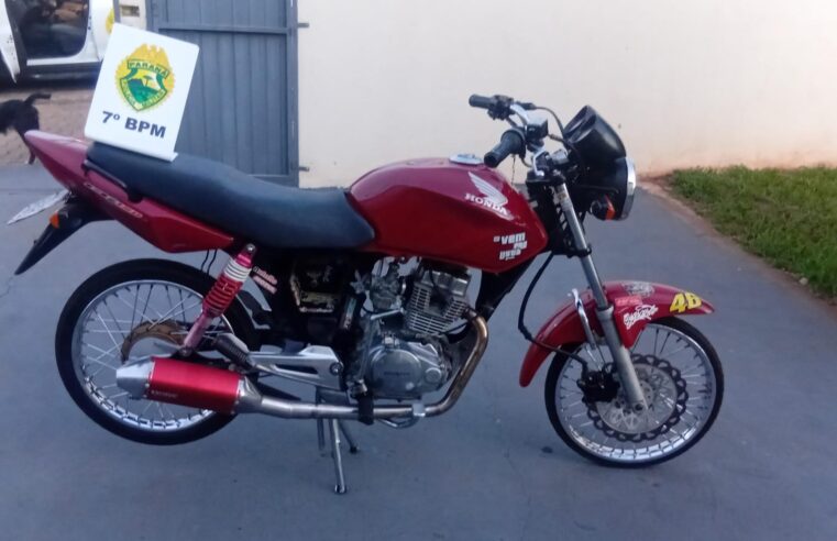 Jovem sem habilitação é flagrado com motocicleta irregular em Cruzeiro do Oeste