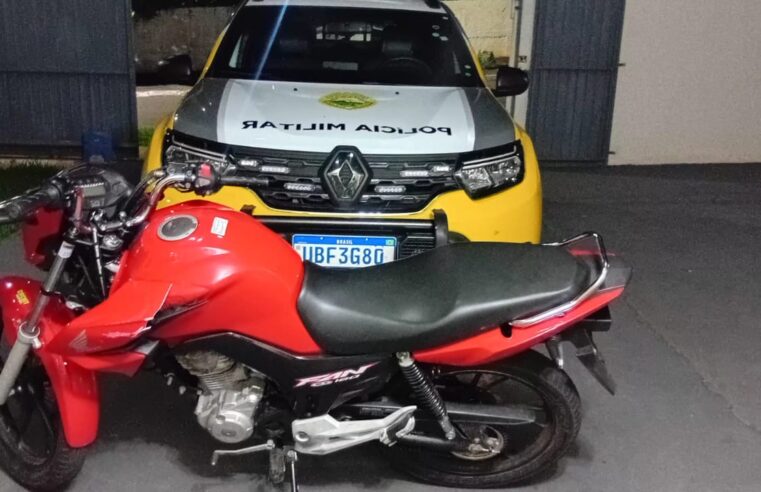 Jovem foge de abordagem policial e tem motocicleta apreendida em Cruzeiro do Oeste